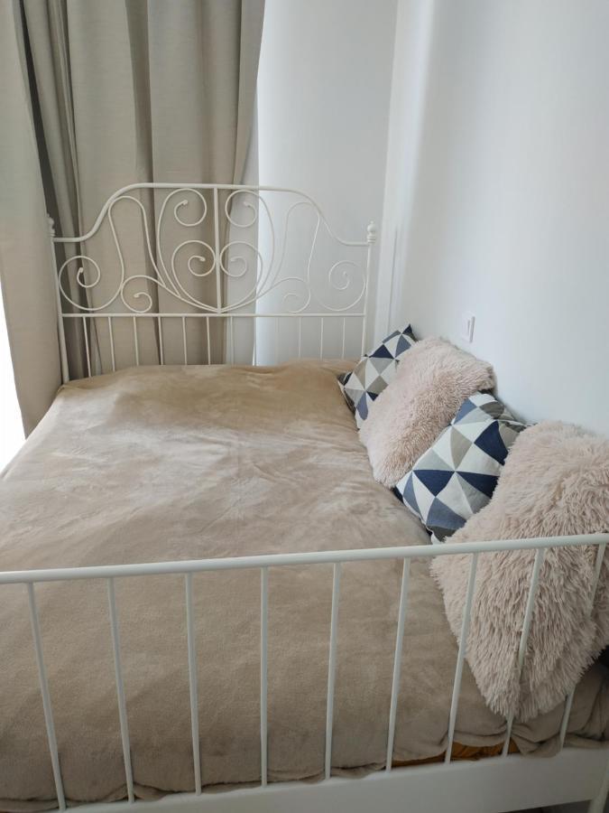 Pantheon Appartement Kalamáta Buitenkant foto