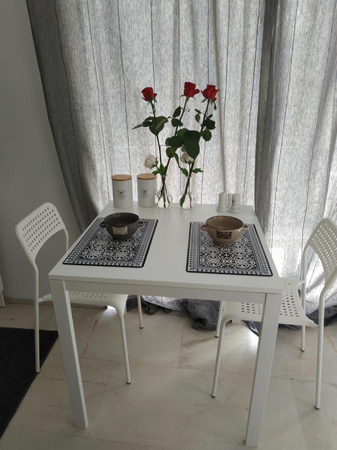 Pantheon Appartement Kalamáta Buitenkant foto