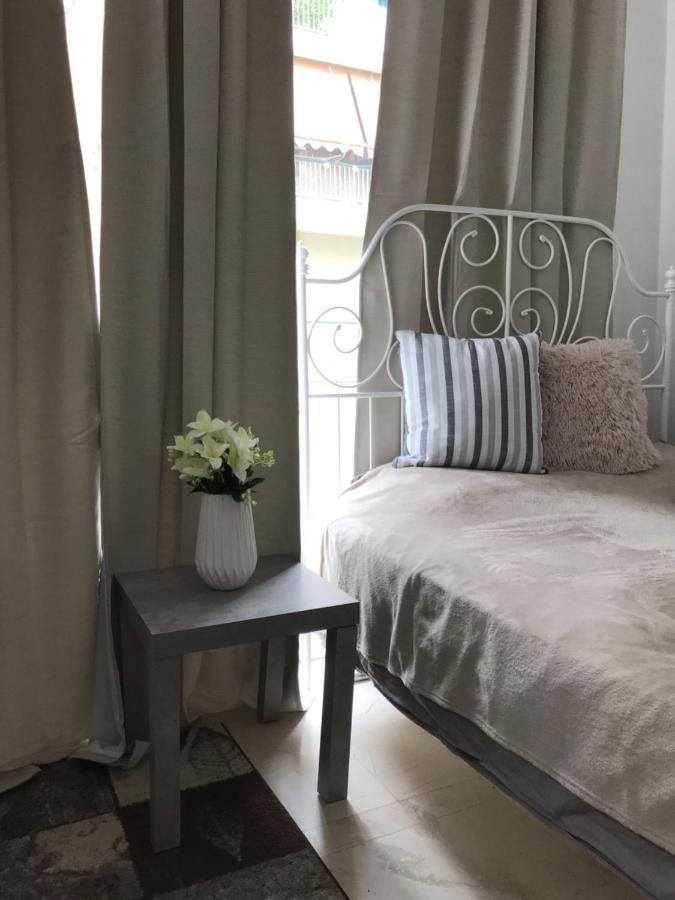 Pantheon Appartement Kalamáta Buitenkant foto