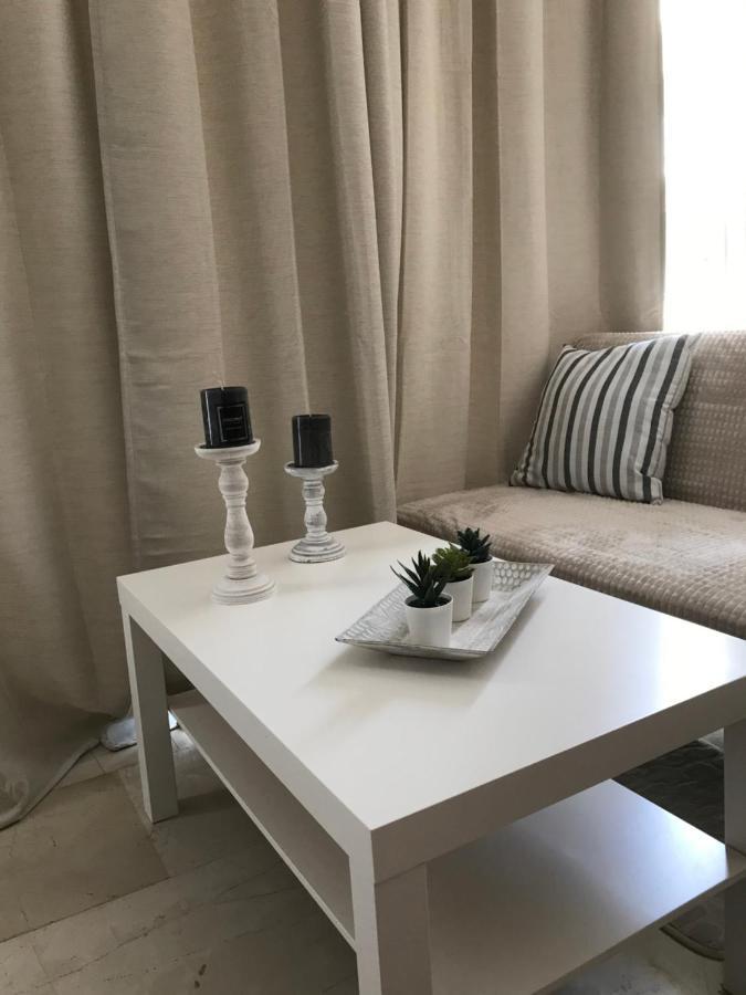 Pantheon Appartement Kalamáta Buitenkant foto